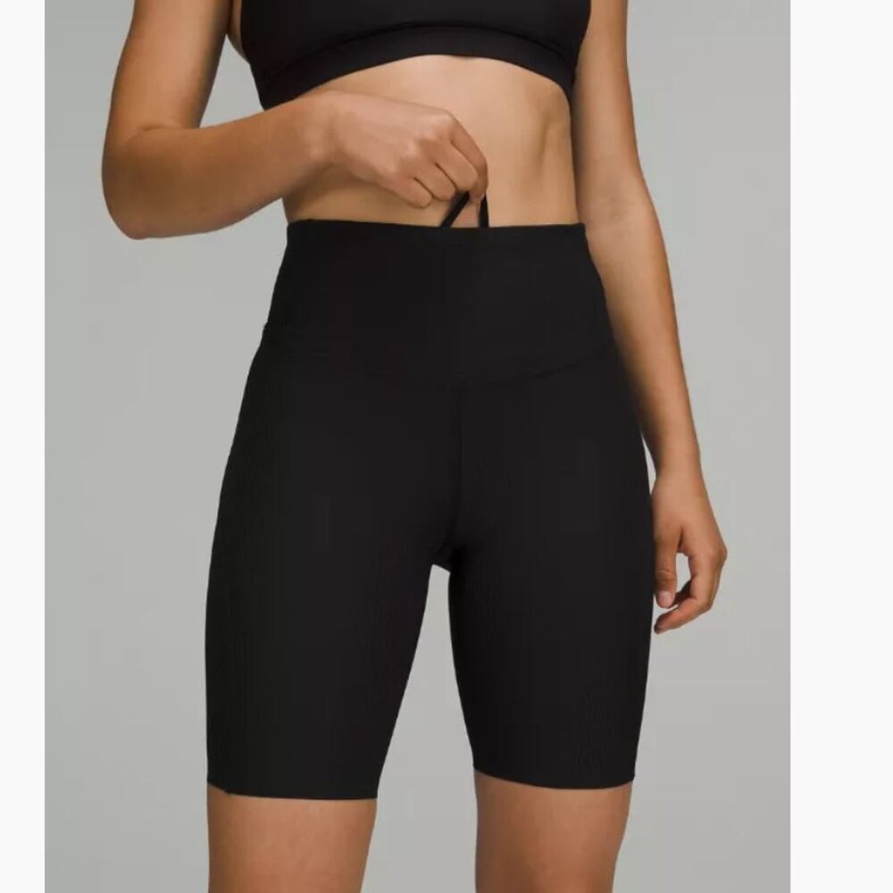 Base Pace High-Rise Short 8" *Ribbed Nulux, size 6